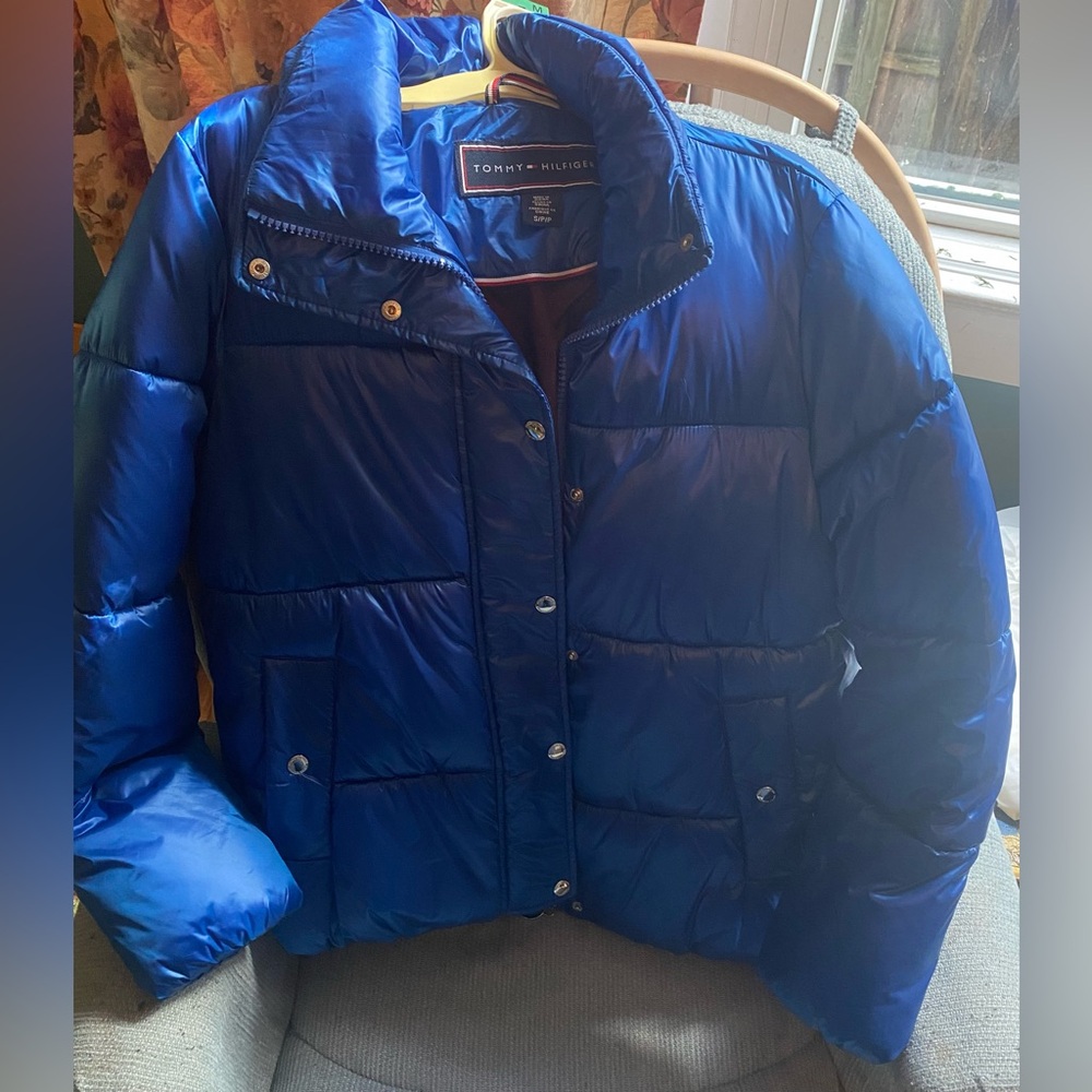 Tommy Hilfiger puffer jacket woman’s size S like new!